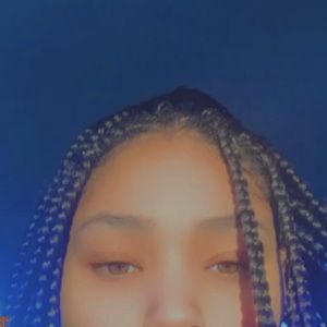 Meet your Posher, Ebony